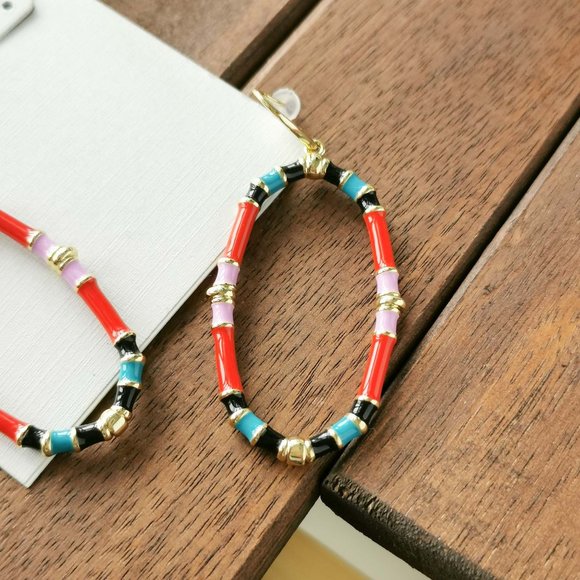 Kendra Scott Essie Open Frame Earrings. Gold Orchid Mix - Picture 3 of 3